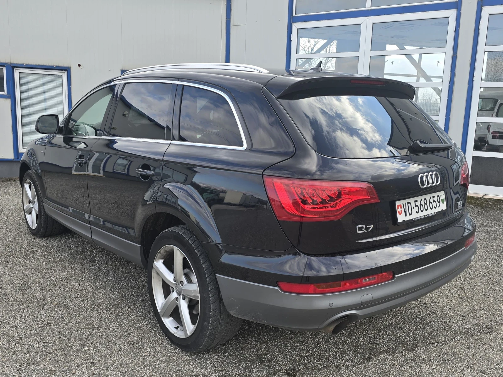 Audi Q7 3.0tdi S-line 8-скорости ШВЕЙЦАРИЯ  - изображение 8