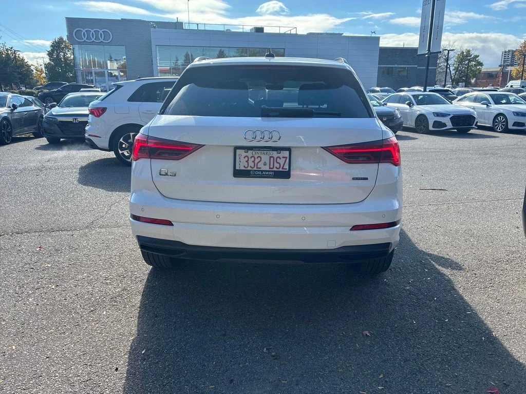 Audi Q3 * Komfort * CARFAX * БЕЗ ПЪРВОНАЧАЛНА ВНОСКА - изображение 4