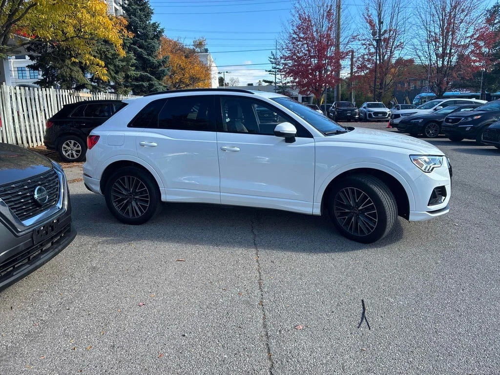 Audi Q3 * Komfort * CARFAX * БЕЗ ПЪРВОНАЧАЛНА ВНОСКА - изображение 3