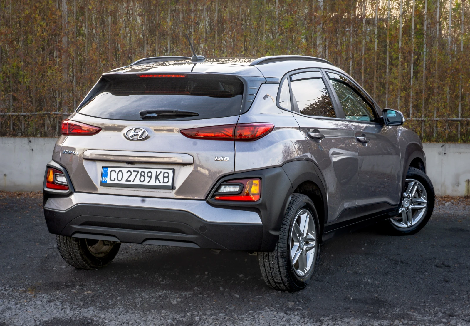 Hyundai Kona 1.6D-РЕГИСТРИРАНА-ОБСЛУЖЕНА-ТОП! - изображение 4