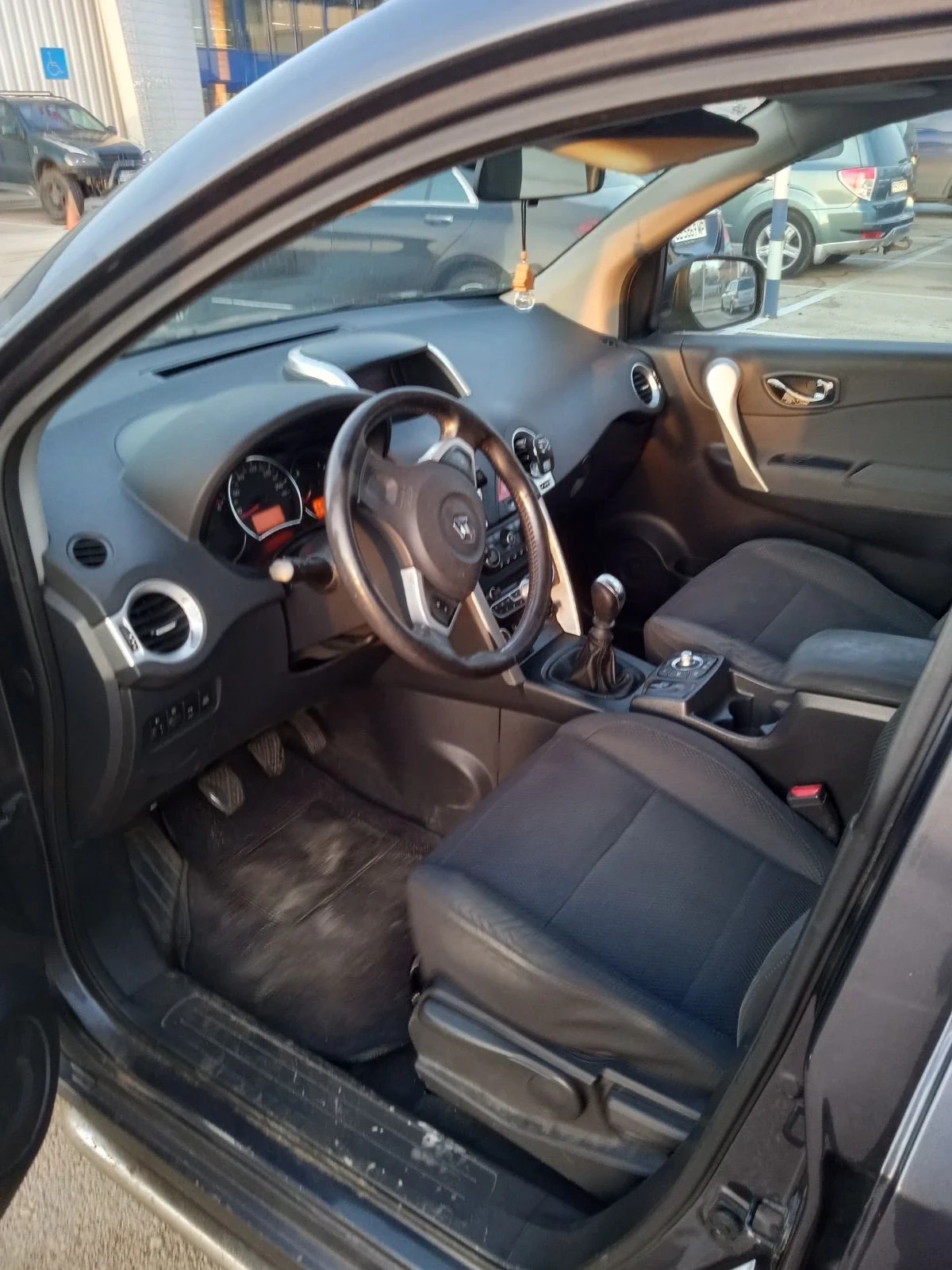 Renault Koleos 2.0 DCI - изображение 4