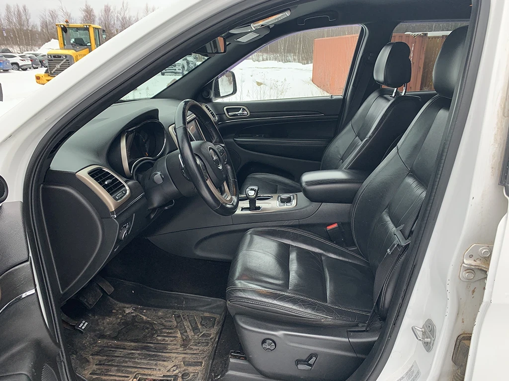 Jeep Grand cherokee overLAND* КОЖА* ПОДГРЕВ* КАМЕРА* НАВИ* , снимка 7 - Автомобили и джипове - 54059343