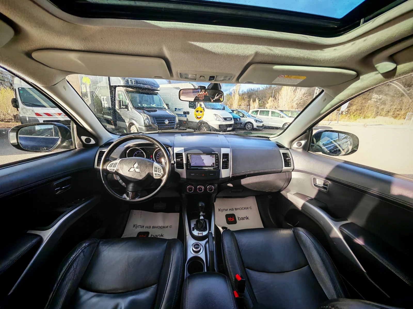 Mitsubishi Outlander 2.2DID AUTOMAT 7-Места, снимка 13 - Автомобили и джипове - 54086877