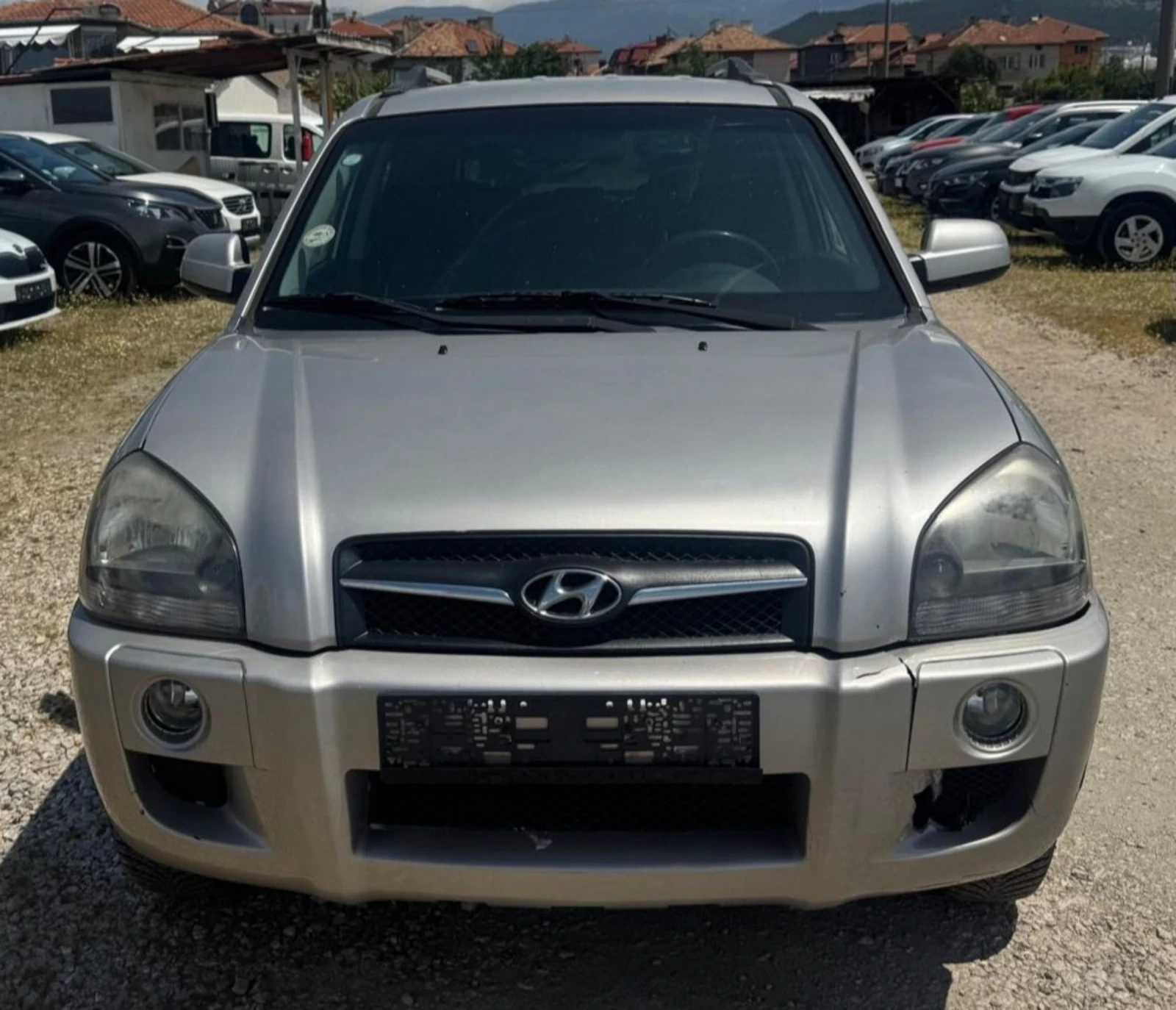 Hyundai Tucson 2.0 газ-бензин 4?4, снимка 2 - Автомобили и джипове - 54704718