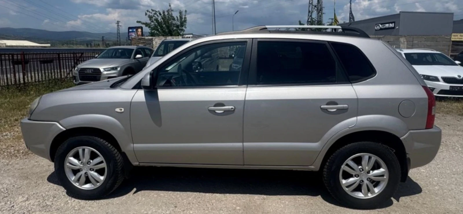 Hyundai Tucson 2.0 газ-бензин 4?4, снимка 8 - Автомобили и джипове - 54704718