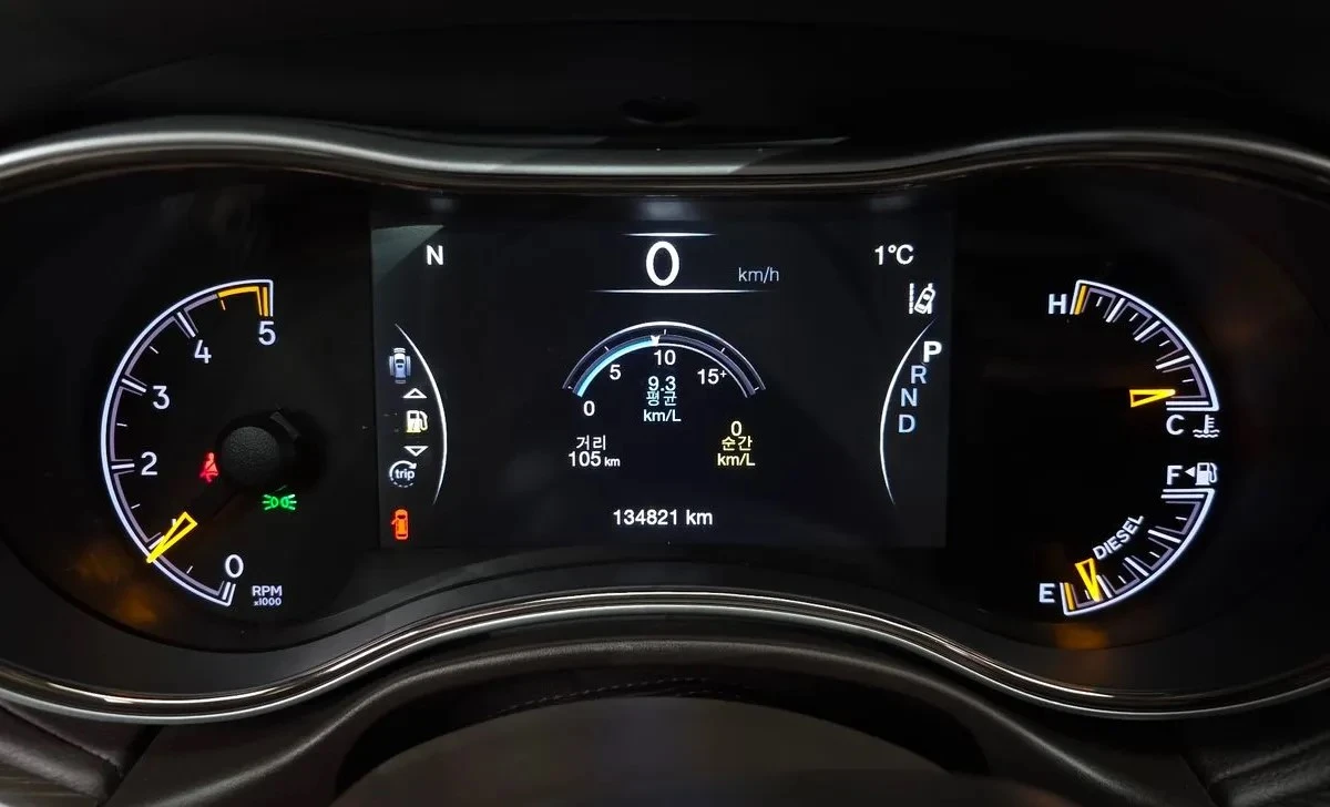 Jeep Grand cherokee 3.0 Diesel Summit, снимка 7 - Автомобили и джипове - 54931663
