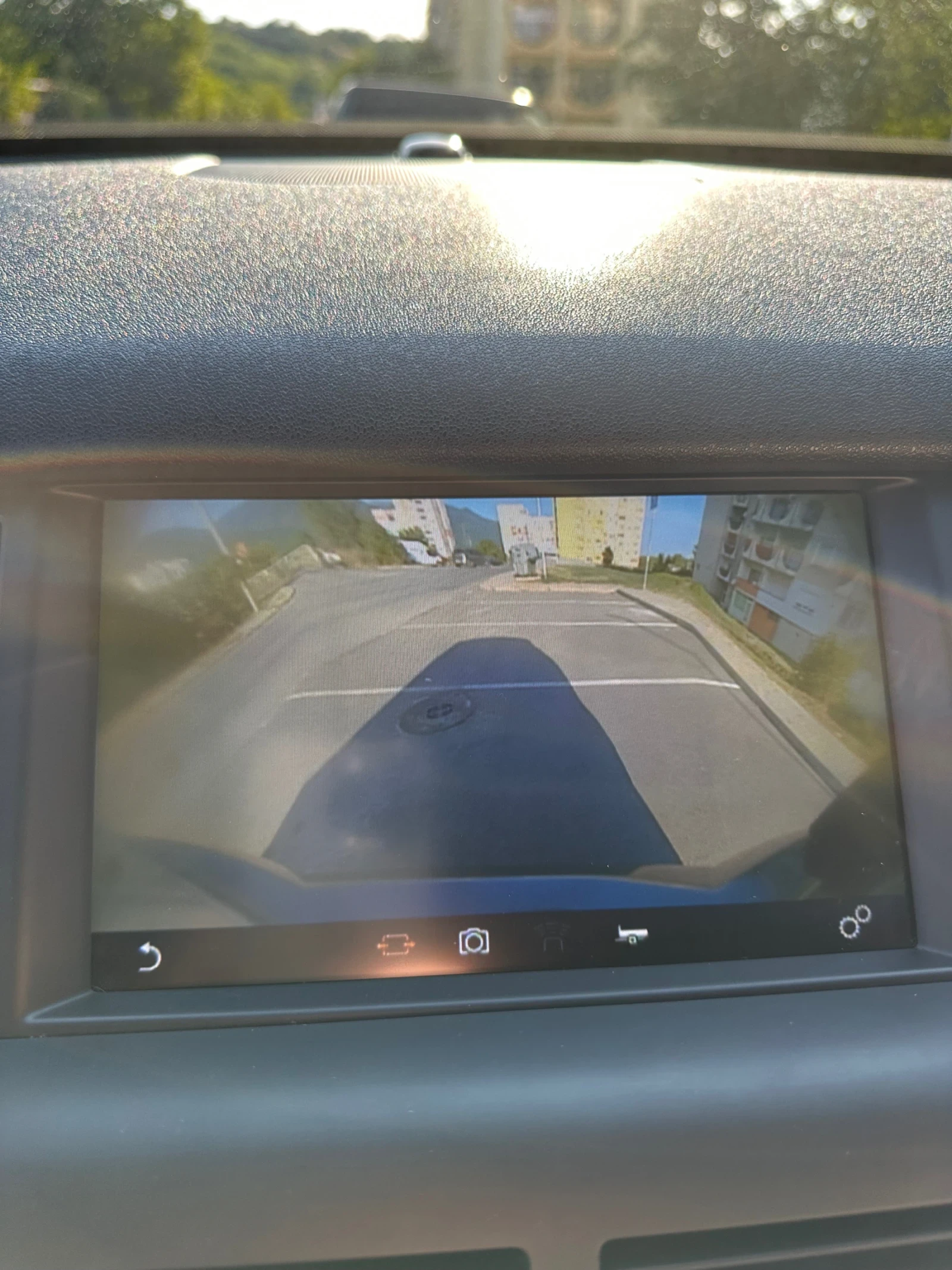 Land Rover Discovery Sport 2.0 HSE 6+ 1, снимка 16 - Автомобили и джипове - 55807885