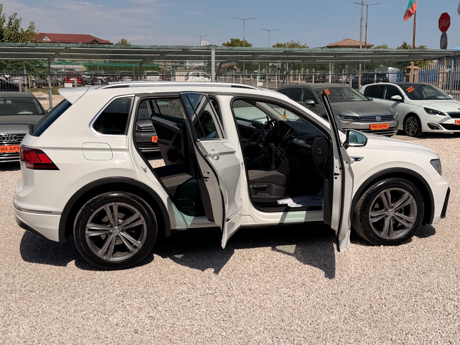 VW Tiguan 2.0TDI* R-LINE* 6SK* LIZING | Mobile.bg � ����������� 4