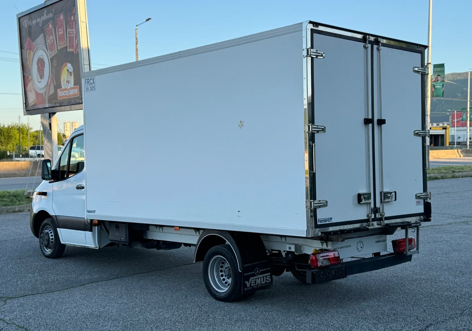 Mercedes-Benz Sprinter 519 3.0CDi 190к.с* Хладилен -24* * Автоматик*  - изображение 4