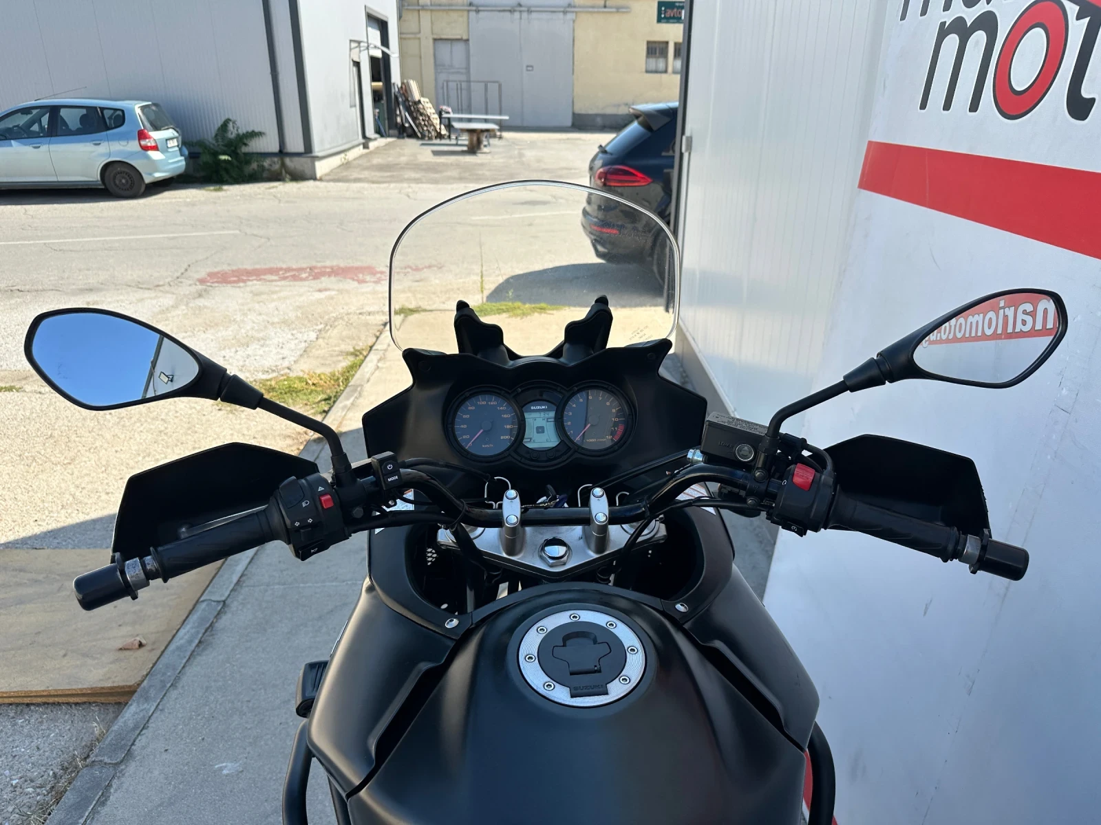 Suzuki DL V-Strom 650  | Mobile.bg   16