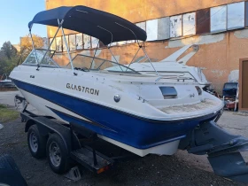 Моторна яхта Glastron GX 225, снимка 4 - Воден транспорт - 47919030