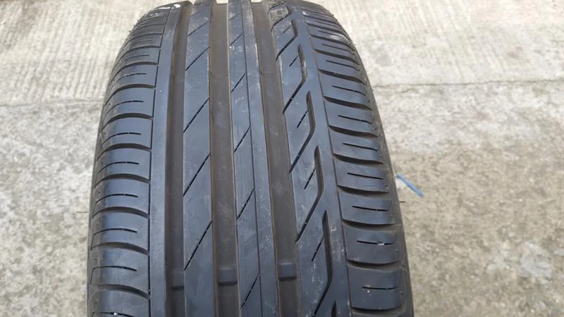 Гуми Летни 205/55R16, снимка 1 - Гуми и джанти - 28768806