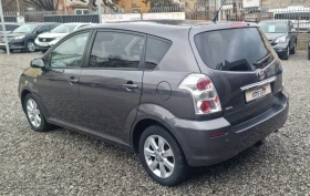 Toyota Corolla verso 1.8 VVT-i Фейслифт!Кожа!Навигация!, снимка 7