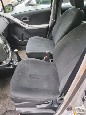Toyota Yaris 1.3, снимка 5