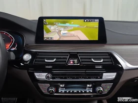 BMW 520 520d M Sport Package Plus, снимка 13