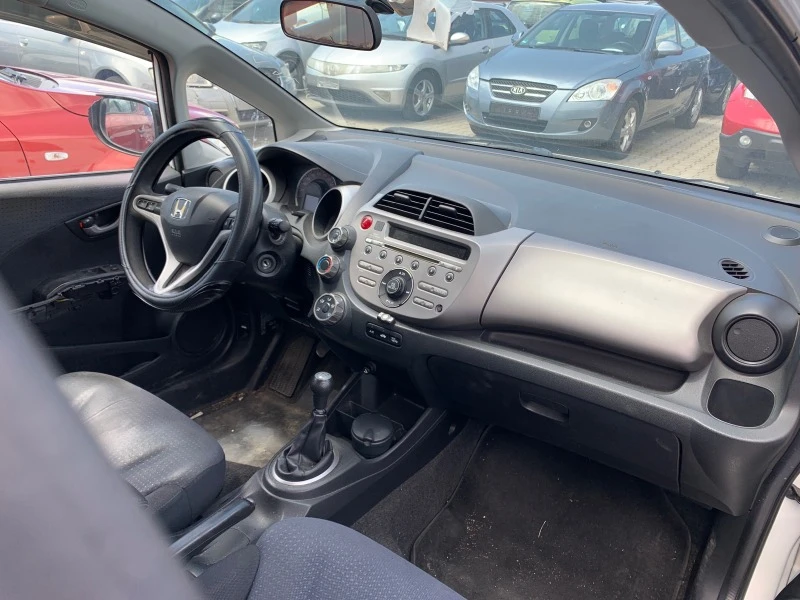 Honda Jazz 1.3i/Auto, Ръчна/, снимка 10 - Автомобили и джипове - 38590036