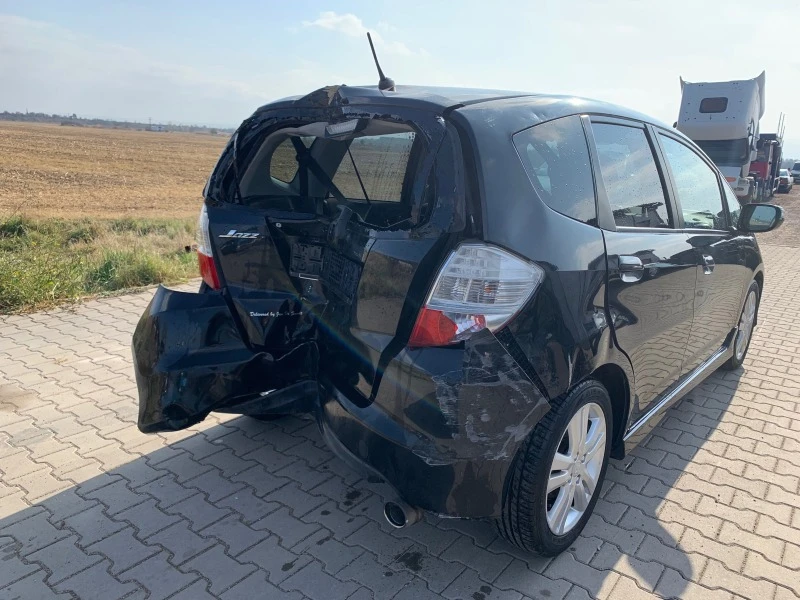 Honda Jazz 1.3i/Auto, Ръчна/, снимка 6 - Автомобили и джипове - 38590036