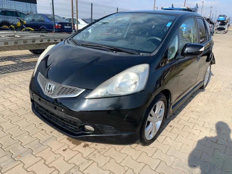 Honda Jazz 1.3i/Auto, Ръчна/, снимка 7 - Автомобили и джипове - 38590036