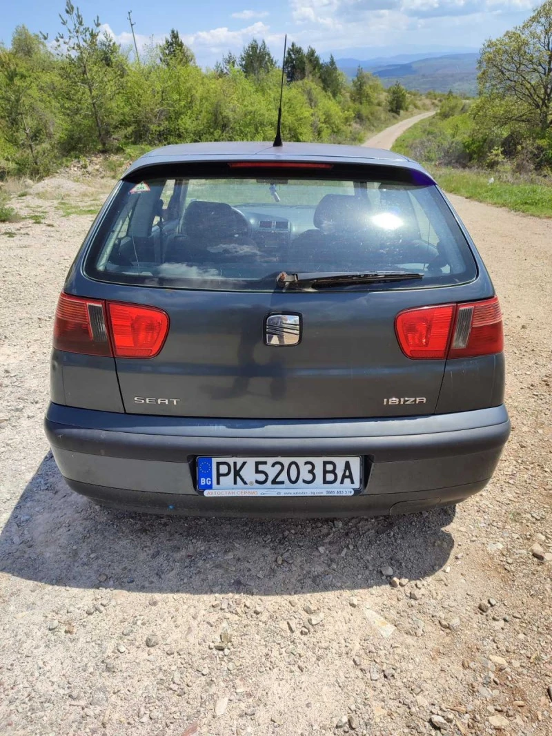 Seat Ibiza, снимка 2 - Автомобили и джипове - 47385319