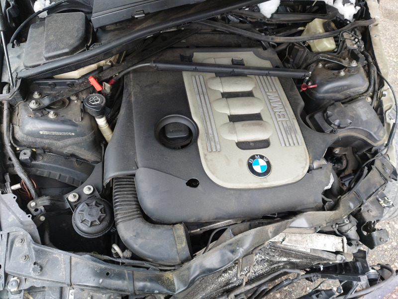 BMW 330 4х4 / Навигация, снимка 4 - Автомобили и джипове - 46464333