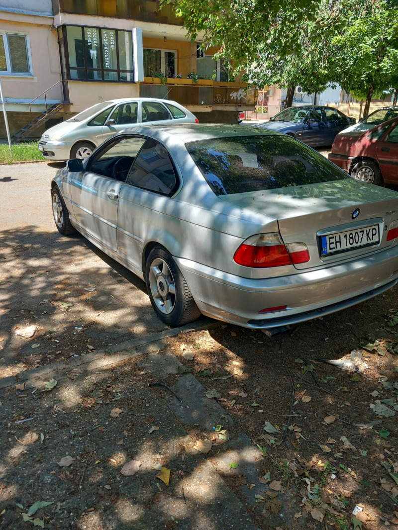 BMW 320, снимка 4 - Автомобили и джипове - 46275360