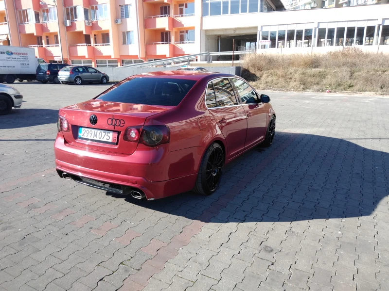 VW Jetta, снимка 12 - Автомобили и джипове - 47131081