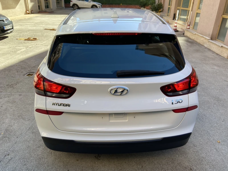 Hyundai I30 1.5 DPI Гаранция, снимка 6 - Автомобили и джипове - 47426068