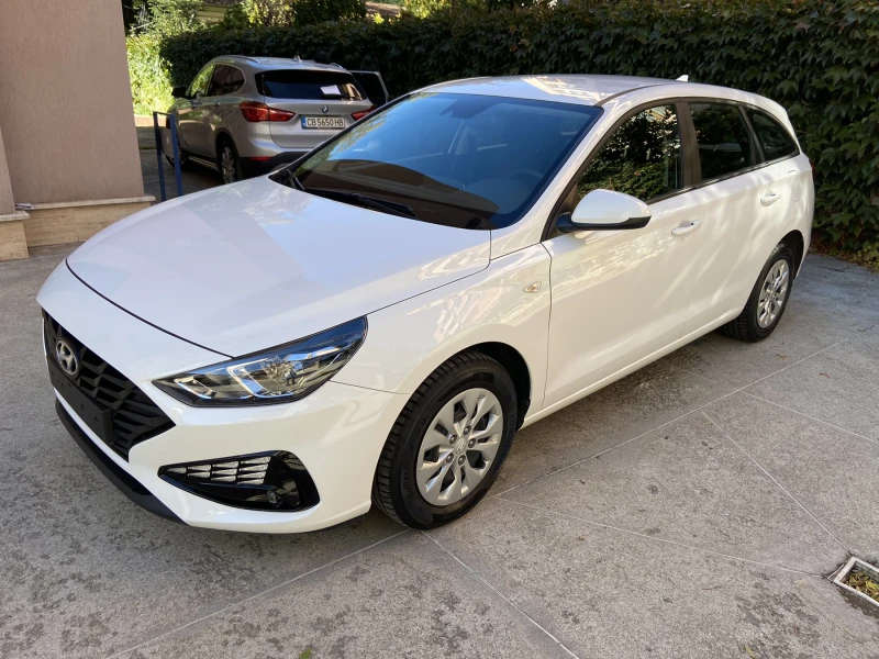 Hyundai I30 1.5 DPI Гаранция, снимка 3 - Автомобили и джипове - 47426068