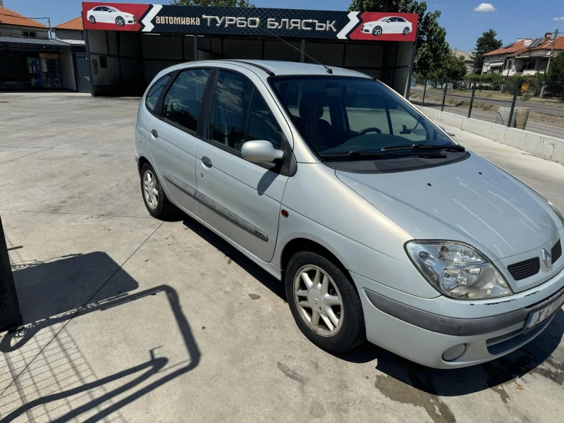 Renault Scenic, снимка 2 - Автомобили и джипове - 48495123