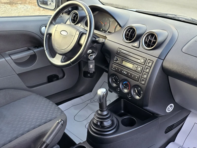 Ford Fiesta 1.4 tdci 70Hp КАТО НОВА, снимка 11 - Автомобили и джипове - 48030501