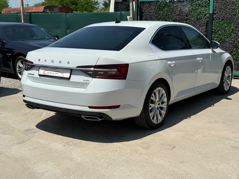 Skoda Superb VIRTUAL COCKPIT/PARK/LED/NAVI/CAM/СОБСТВЕН ЛИЗИНГ, снимка 7 - Автомобили и джипове - 51391350