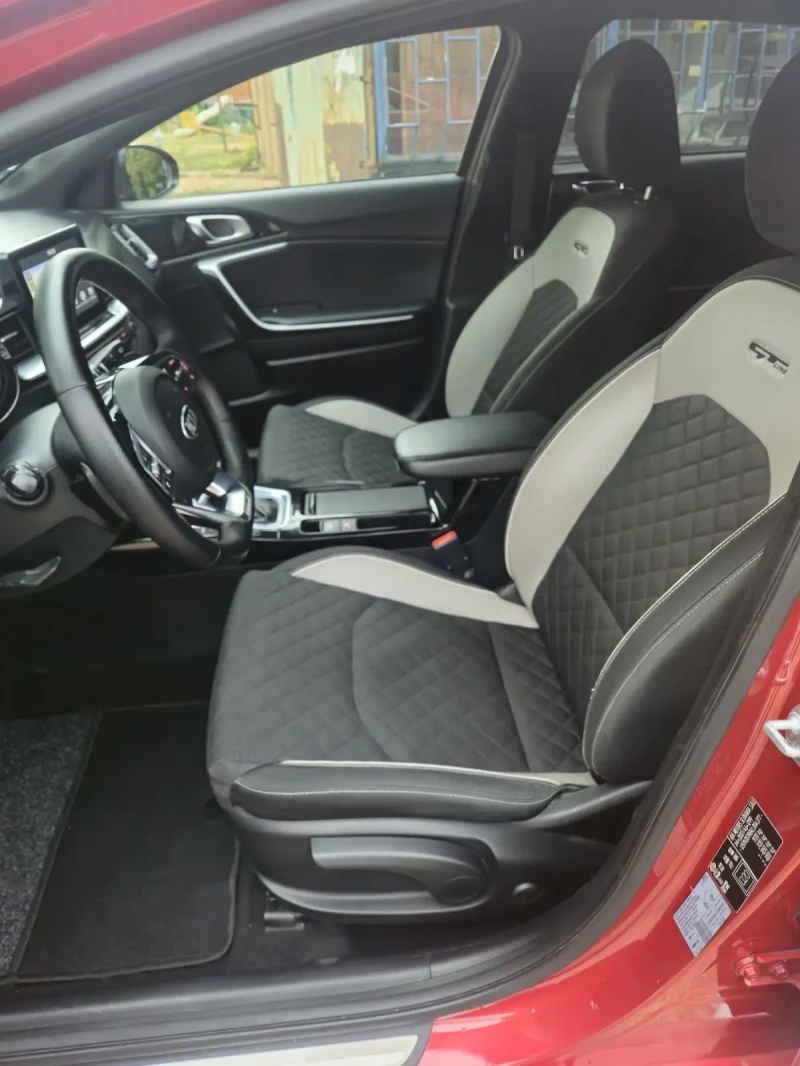 Kia Pro ceed 1.6 CRDI GT, снимка 12 - Автомобили и джипове - 52231496