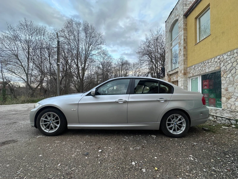BMW 318, снимка 2 - Автомобили и джипове - 52542235