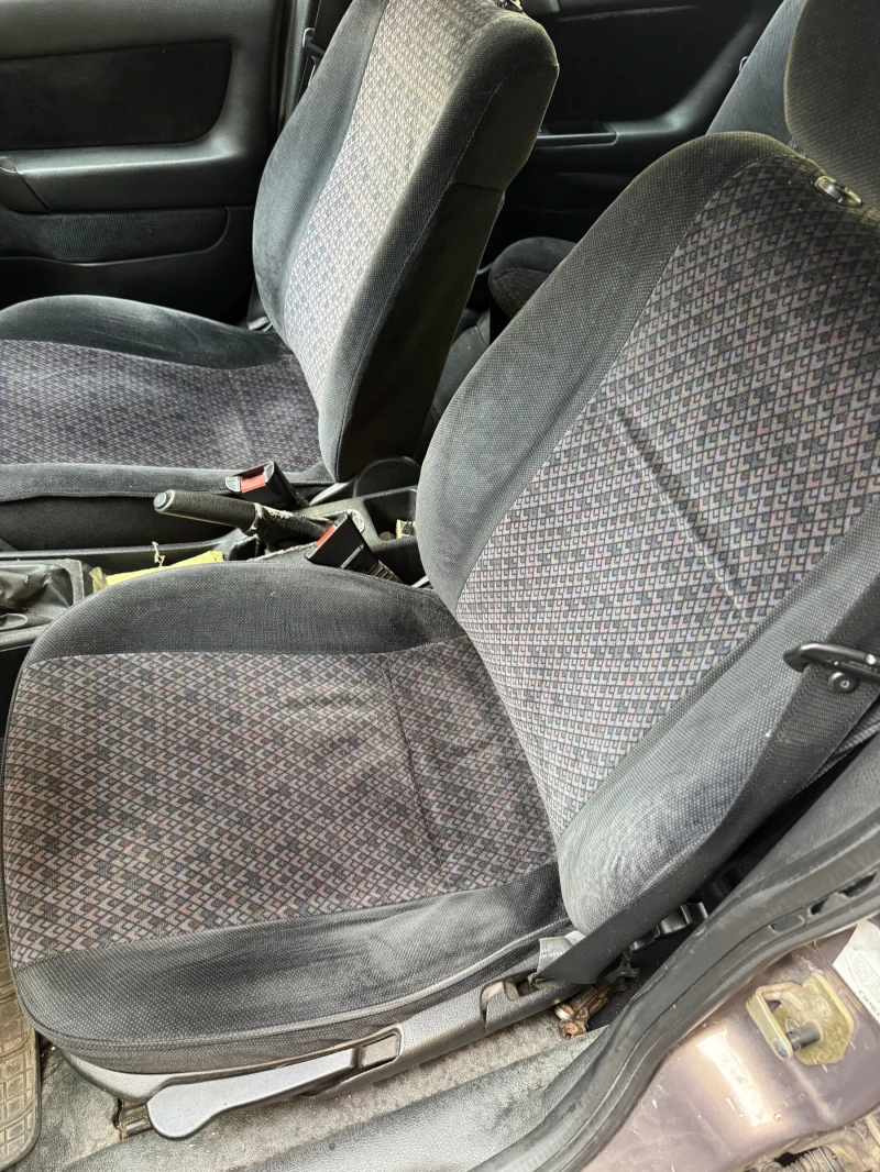 Opel Astra 1.6  75ps , снимка 8 - Автомобили и джипове - 52777417