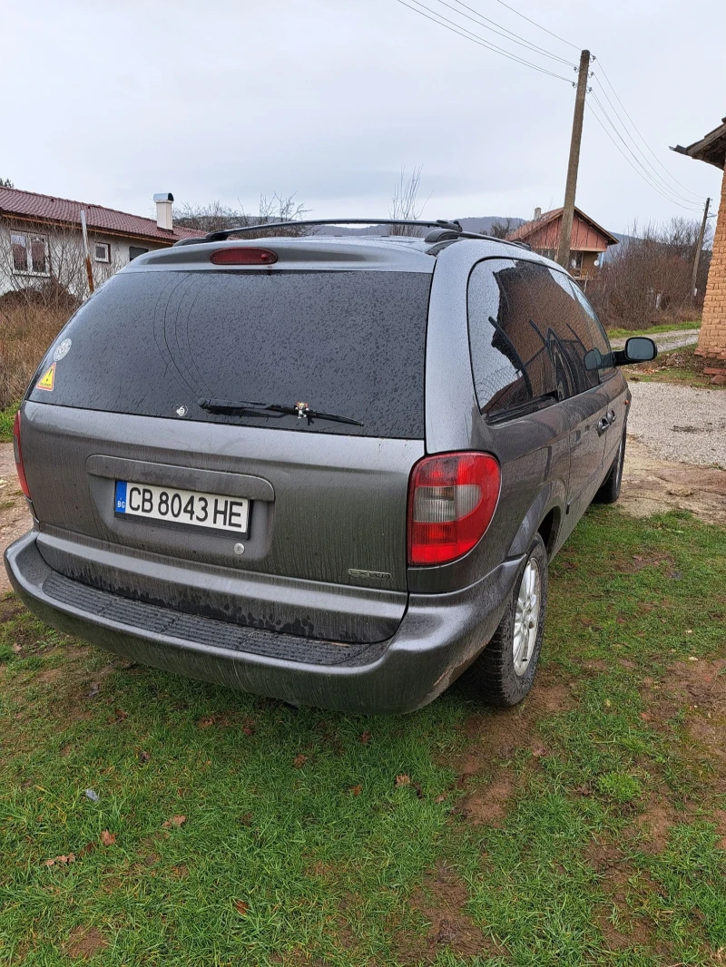 Chrysler Voyager 2.8CRD, снимка 5 - Автомобили и джипове - 52778246