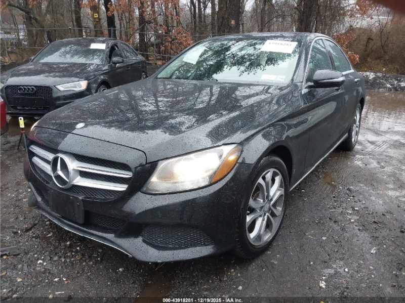 Mercedes-Benz C 300 4MATIC* ПОДГРЕВ* PANO* КАМЕРА, снимка 2 - Автомобили и джипове - 52976385