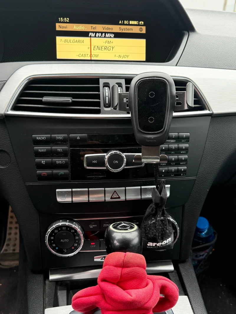 Mercedes-Benz C 250 Mercedes C250 CDI 4MATIC 204к.с Автоматик Фейслифт, снимка 13 - Автомобили и джипове - 53419188