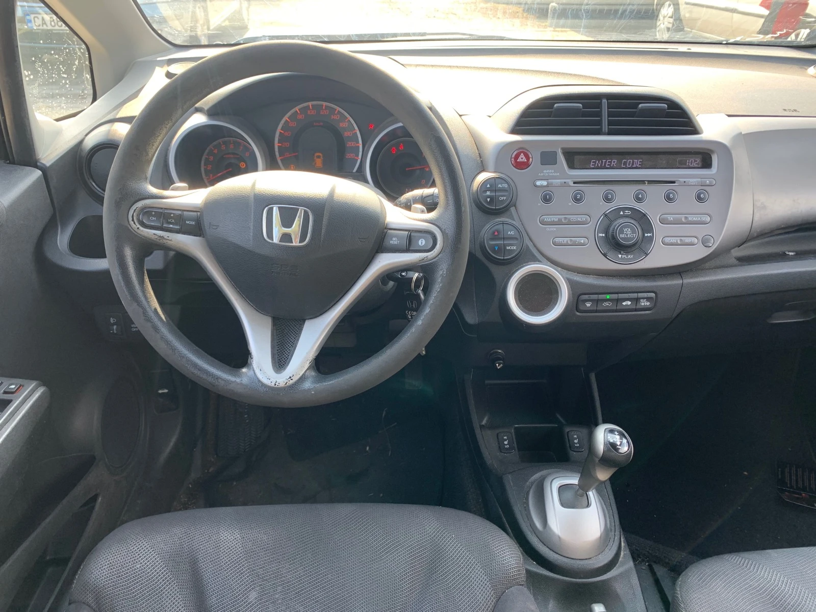 Honda Jazz 1.3i/Auto, Ръчна/ - изображение 8