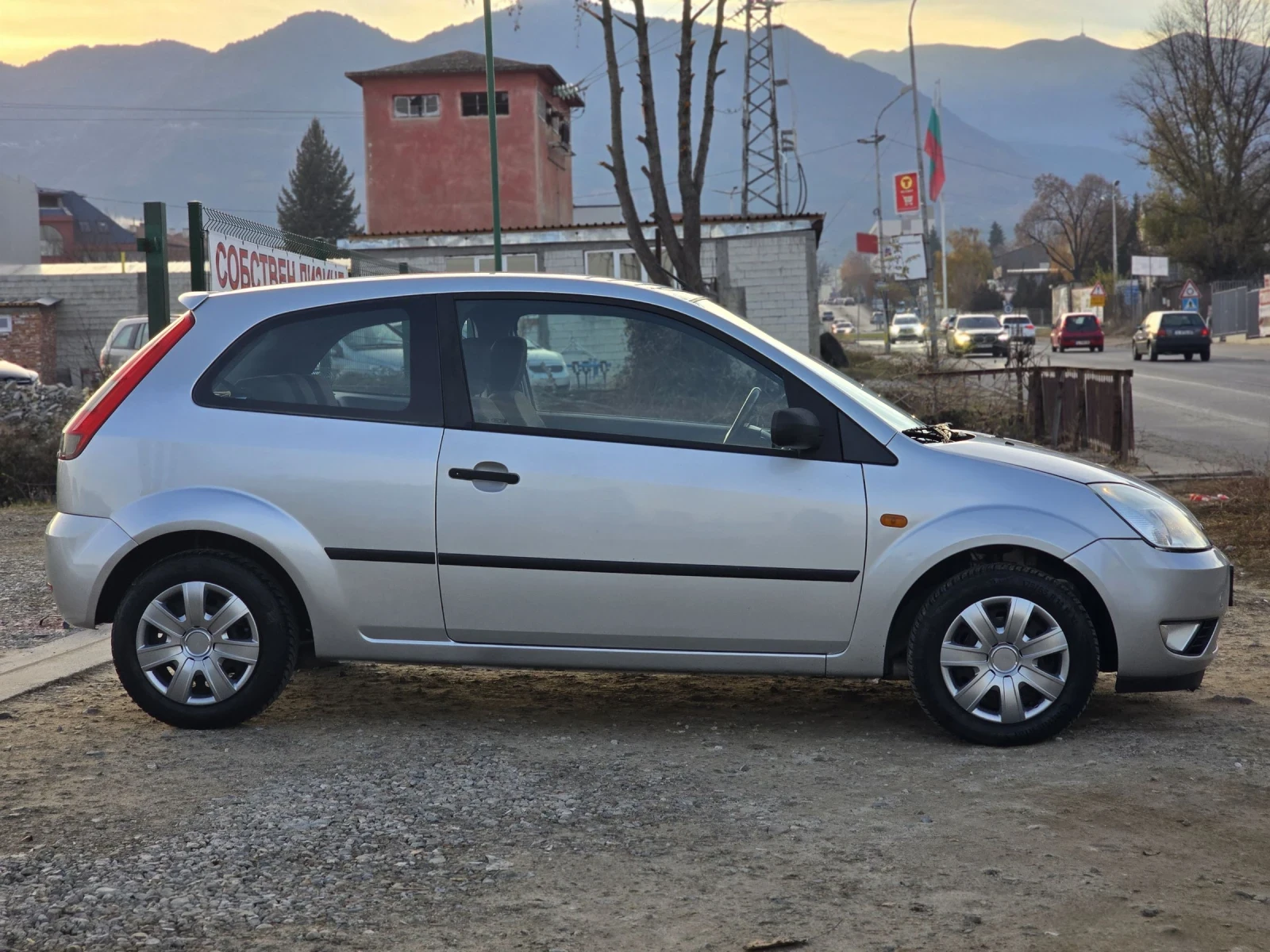 Ford Fiesta 1.4 tdci 70Hp КАТО НОВА - изображение 6