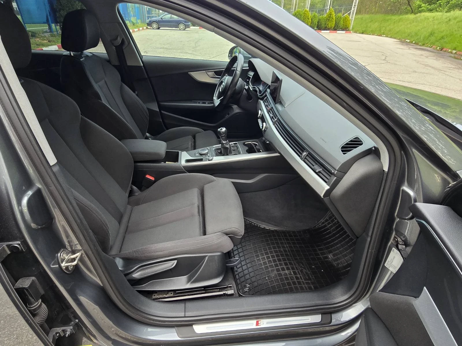 Audi A4 S-LINE | Mobile.bg   12