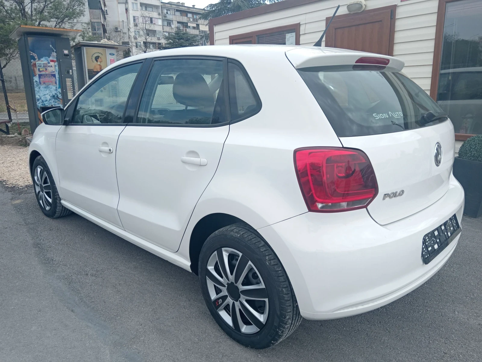 VW Polo 1.2i-69к.с. - изображение 6