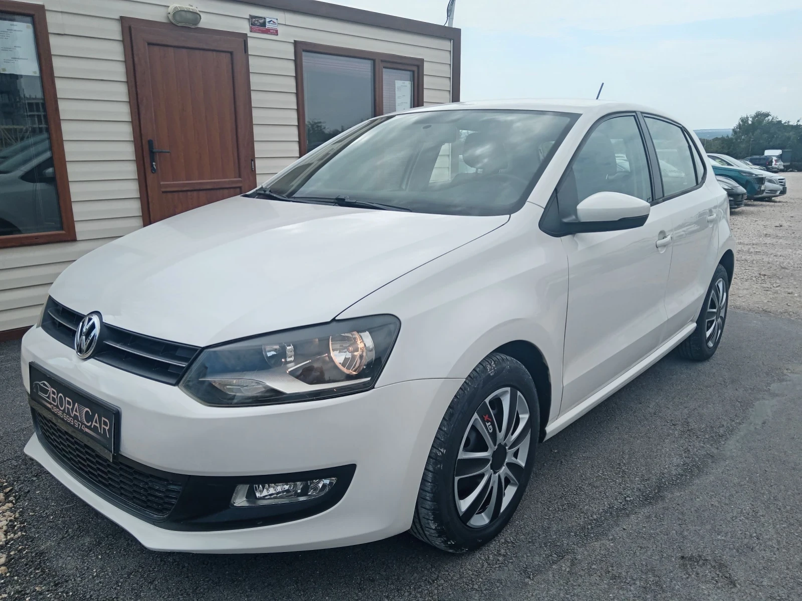 VW Polo 1.2i-69к.с. - изображение 2