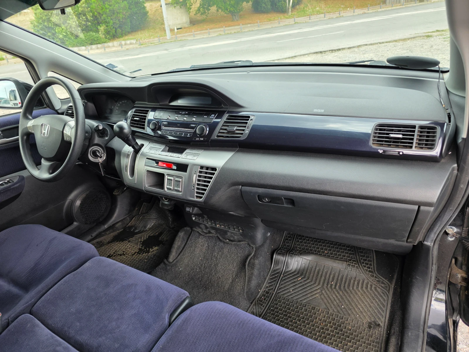 Honda Fr-v 1.8 i AUTOMAT 140k.c  - изображение 10