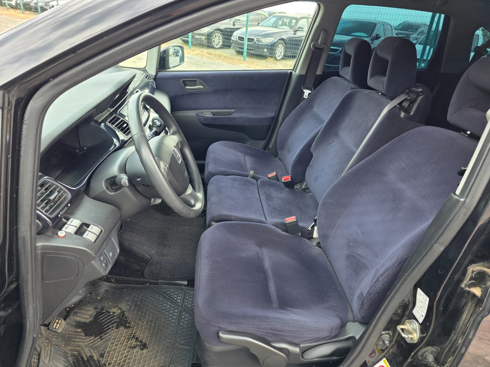 Honda Fr-v 1.8 i AUTOMAT 140k.c  - изображение 8