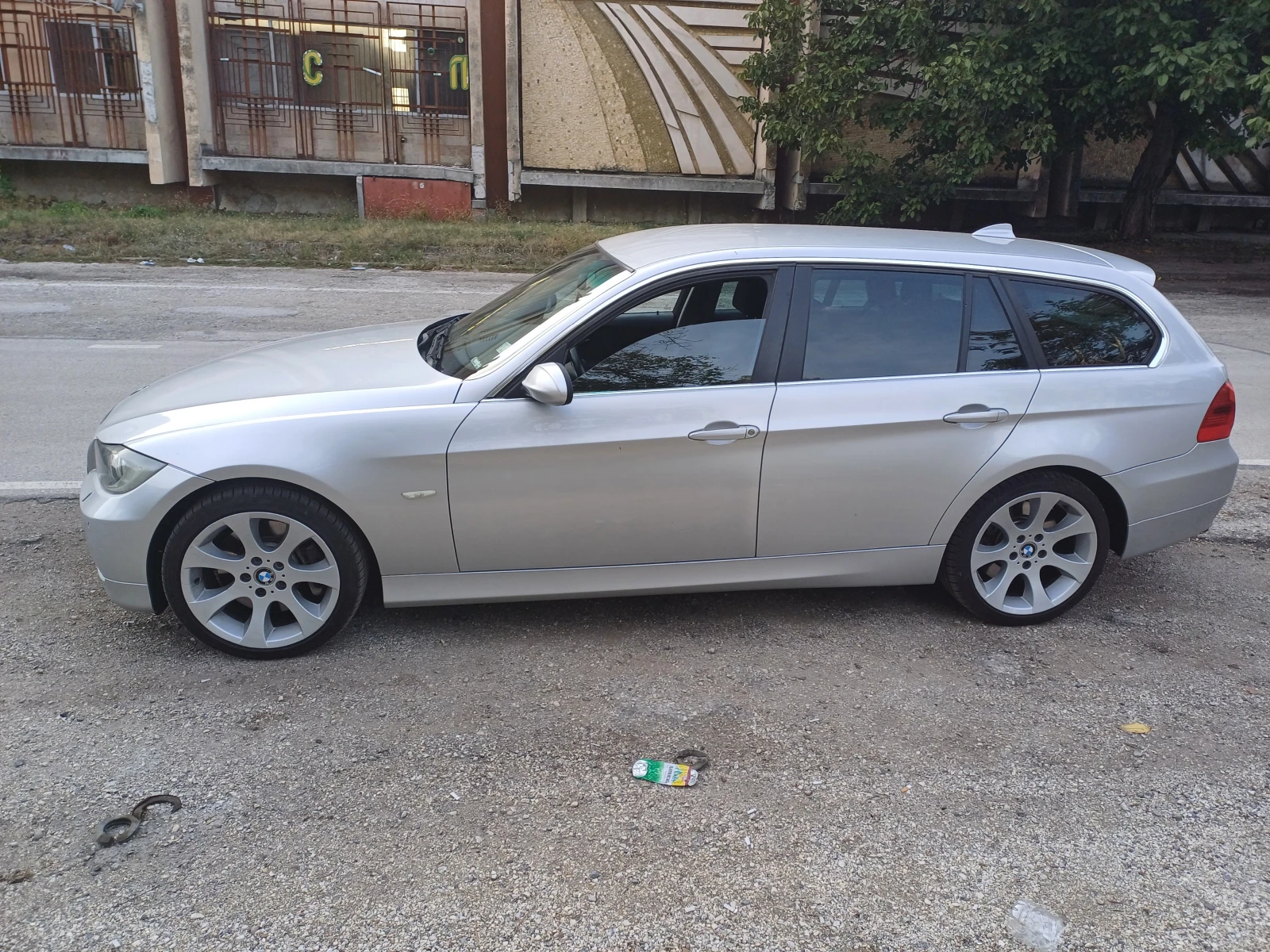 BMW 330  - изображение 3
