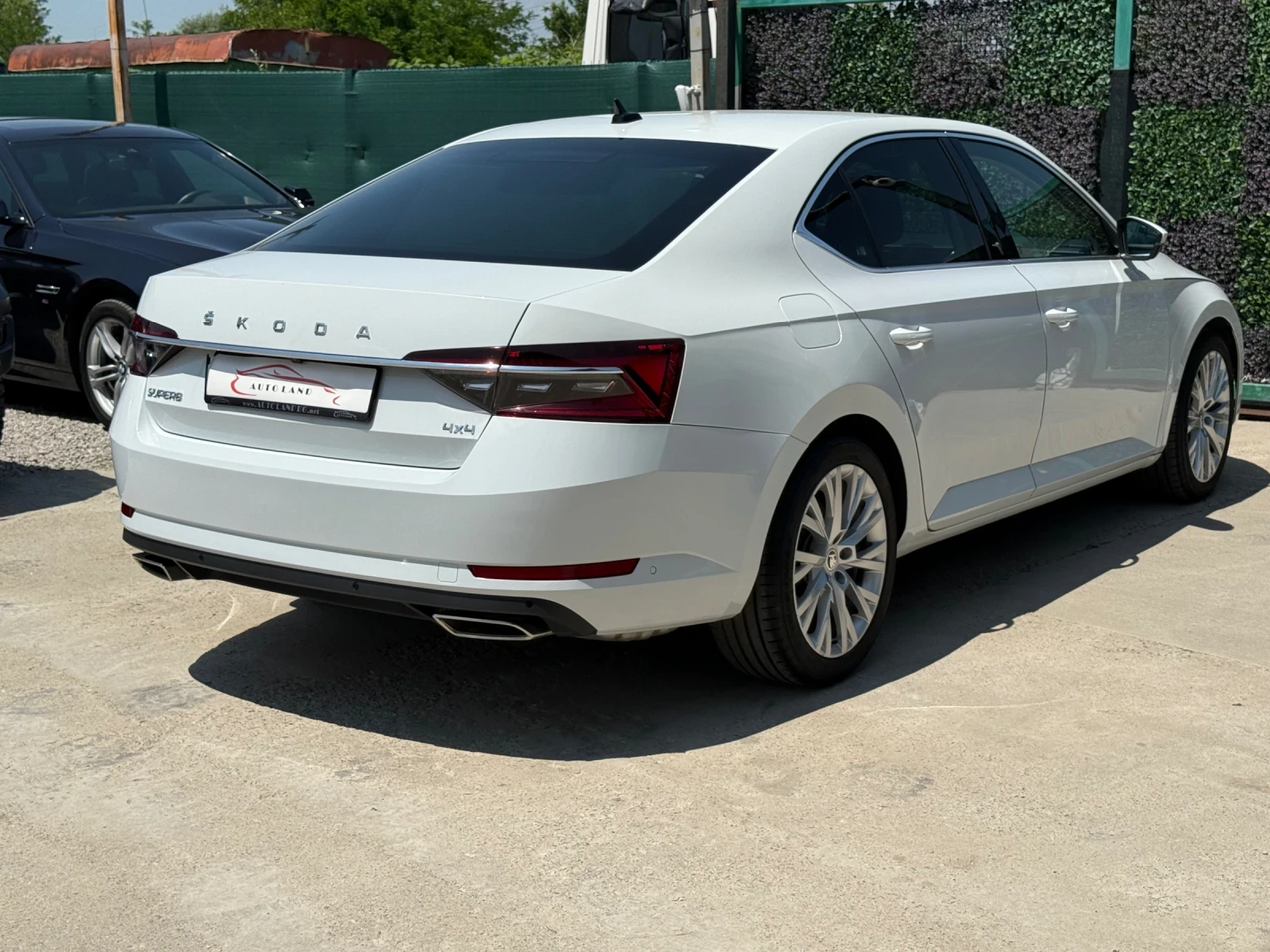Skoda Superb VIRTUAL COCKPIT/PARK/LED/NAVI/CAM/СОБСТВЕН ЛИЗИНГ - изображение 7