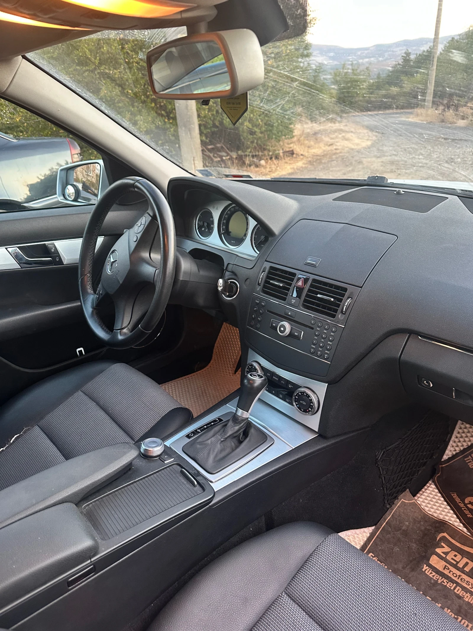 Mercedes-Benz C 200  - изображение 6