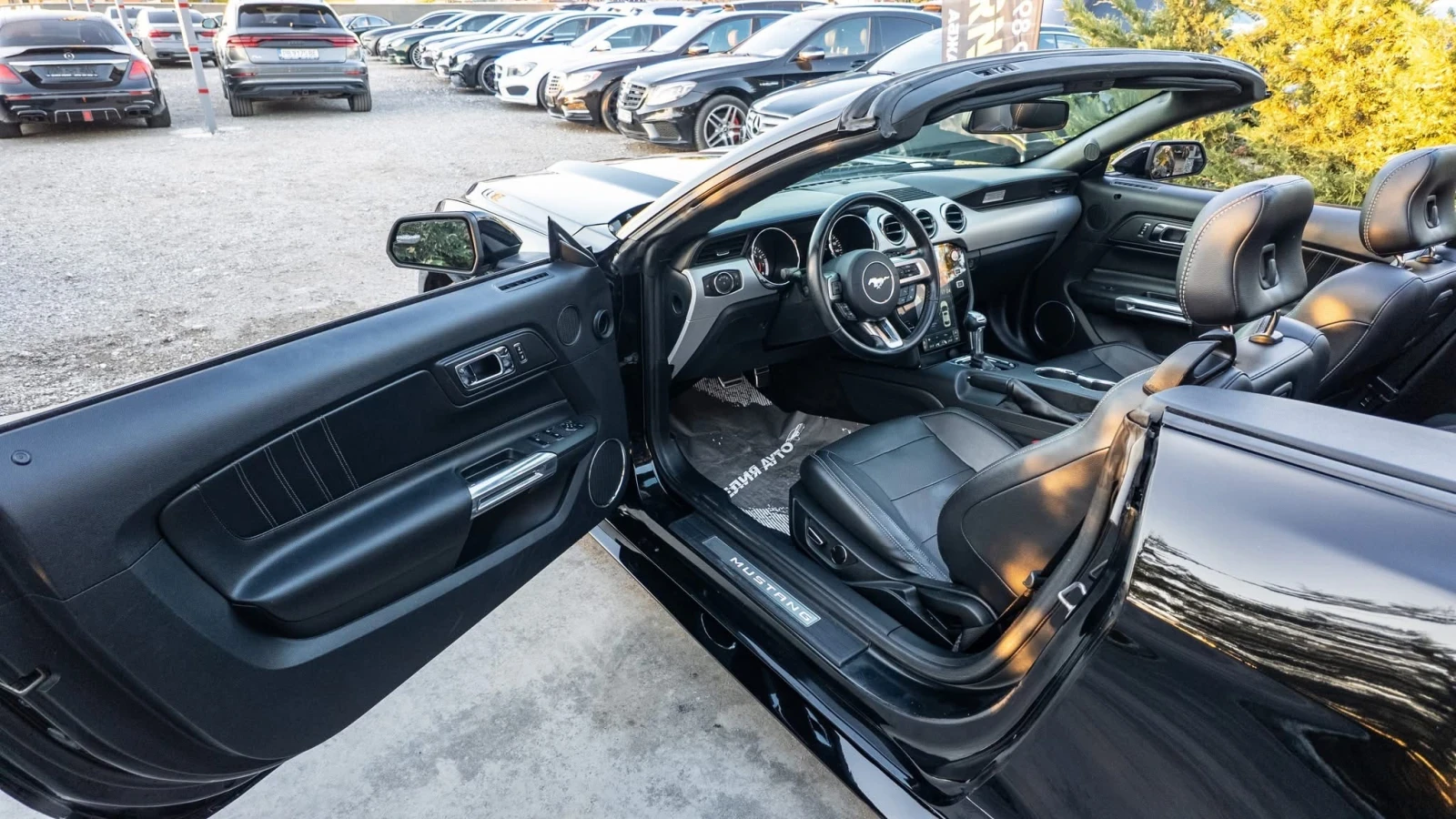 Ford Mustang 2.3 ECO BOOST CABRIO FULL BLACK LINE  100% | Mobile.bg   11