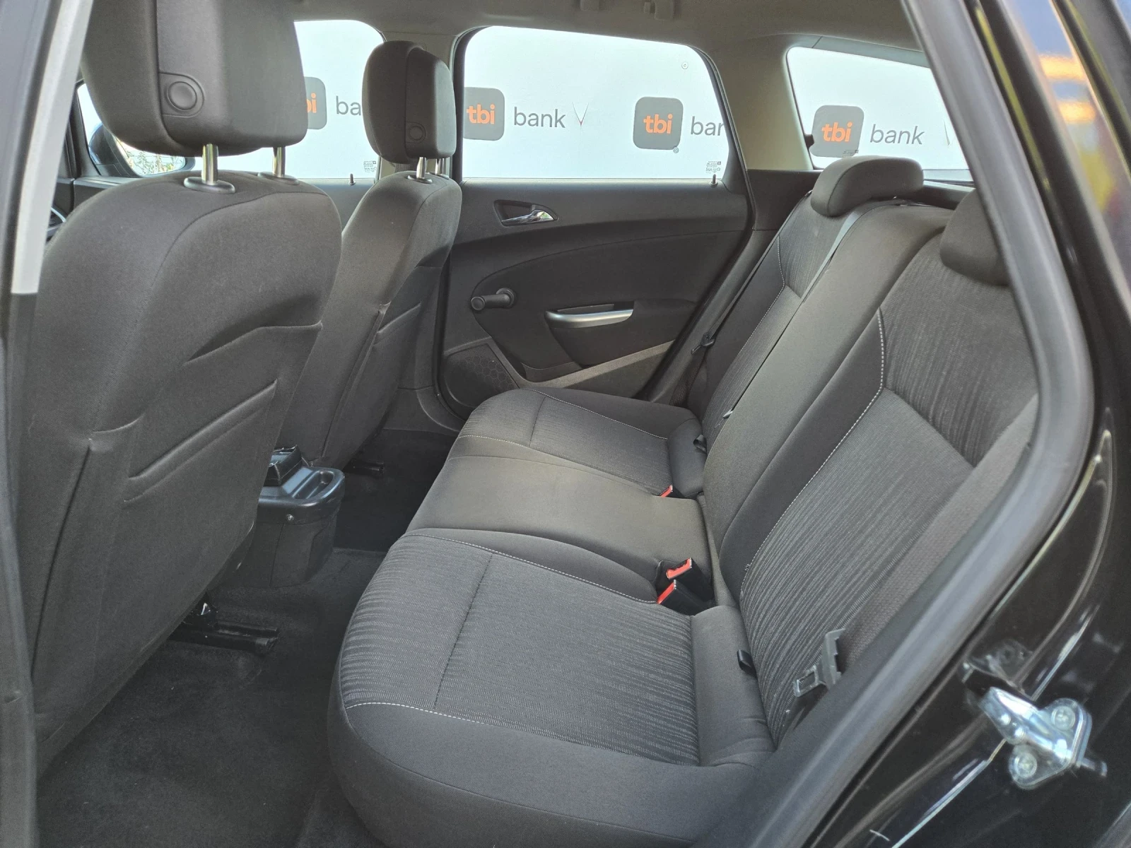 Opel Astra 1.4T-140кс= ГАЗ* LANDI RENZO* = 185.000km= АВТОПИЛ - изображение 9