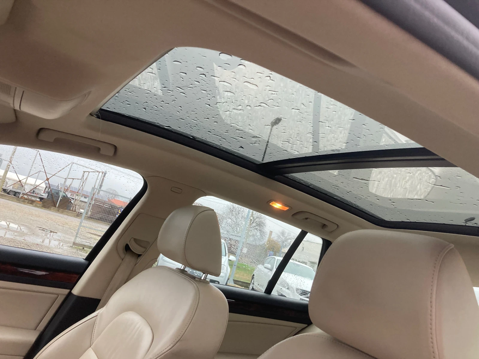 Skoda Superb 2.0 TDI - изображение 8